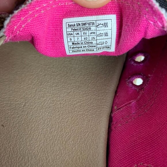 Sanuk Camouflage Slip On Flats - Picture 7 of 7